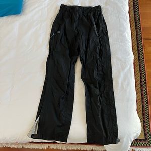 Women’s 100% waterproof and windproof MEC pants
